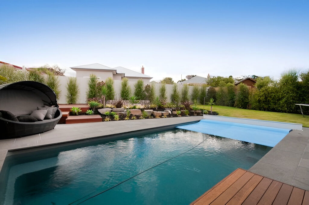 How to Choose the Best Pool Maintenance Services